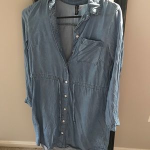 H&M Faux Denim drawstring dress in EUC 💙